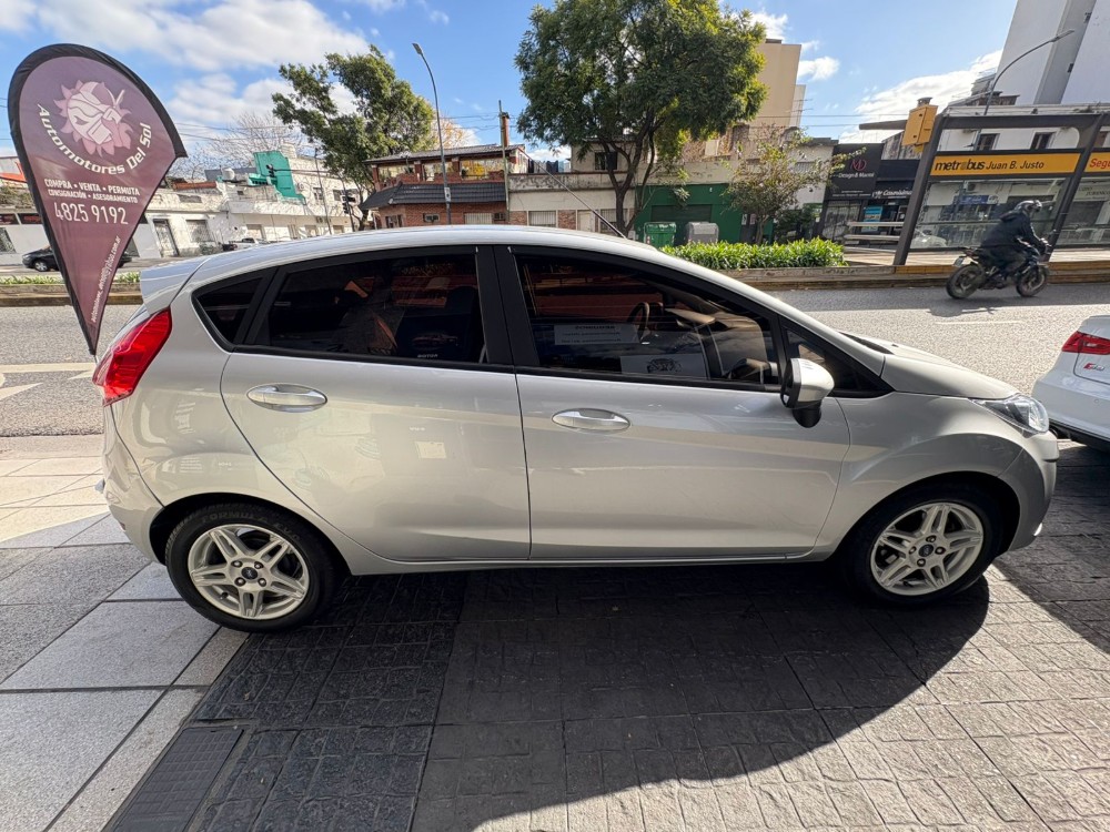 Ford Fiesta Kinetic S Plus — foto 7